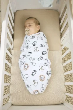 Meyco SwaddleMe Inbakerdoek Gevoerd Animal Multicolor 0-3 mnd