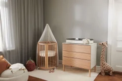 Stokke Sleepi Mini Bed Bundel V3 Natural – Van wieg tot ledikant met uitbreidingsset en matrassen