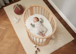 Stokke Sleepi Mini Bed V3 Natural Incl. Mini Matras