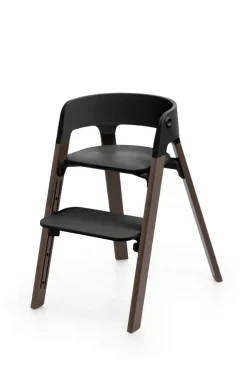 Stokke Steps Stoel Complete Set met Babyset en Tray – Black/Warm Brown