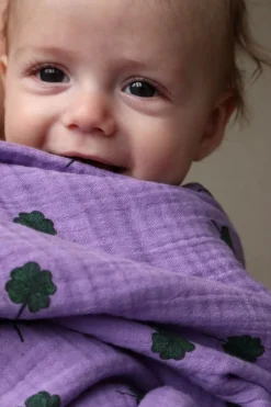 Studio Noos Swaddle Purple Clover 70 x 70