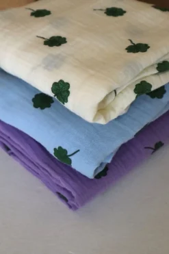 Studio Noos Swaddle White Clover 120 x 120