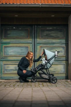 Thule Buggy Spring 2 Mist Green on Black