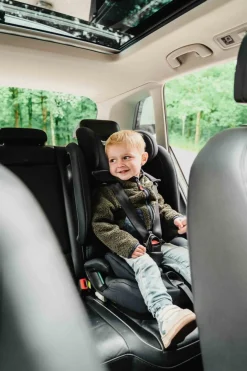 Titaniumbaby Autostoel Luxx i-Size Isofix Black